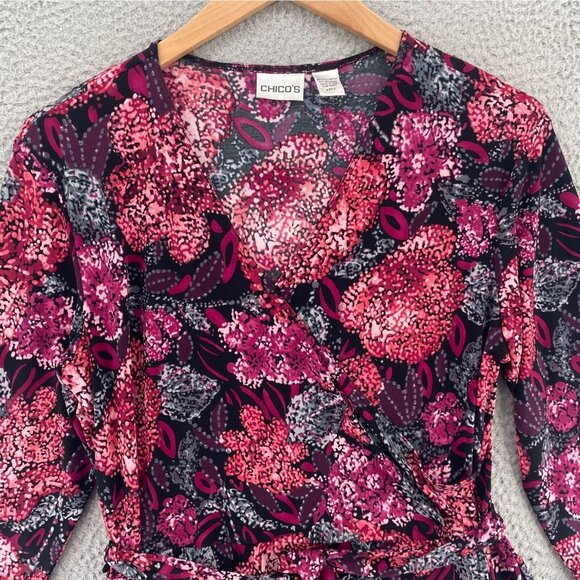 Chicos Top Womens 2 US Large Pink Floral Wrap Belted 3/4 Sleeves Stretch Knit - Picture 2 of 9